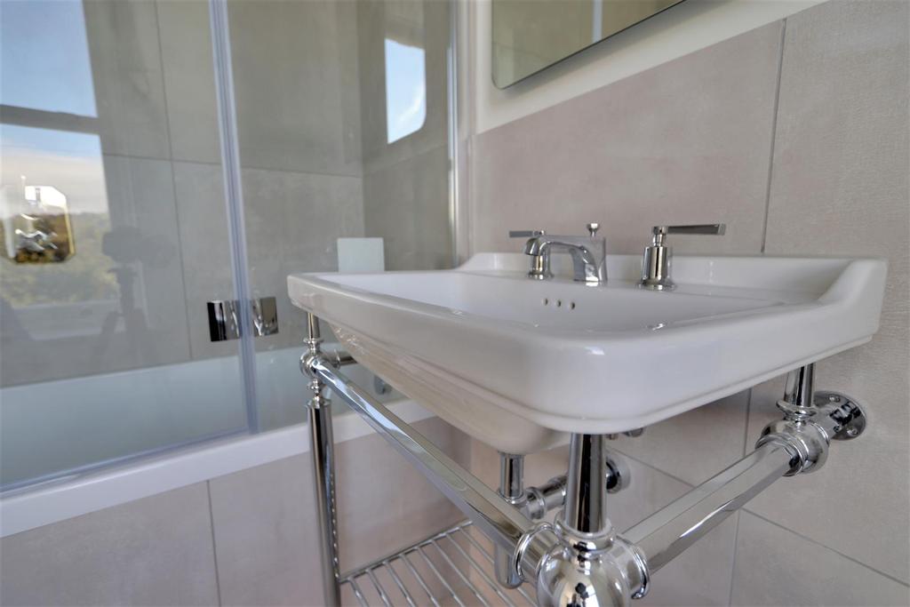 Sink.jpg