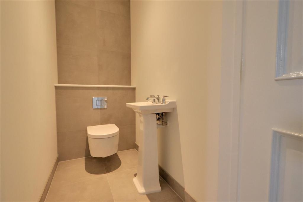 Cloakroom2.jpg