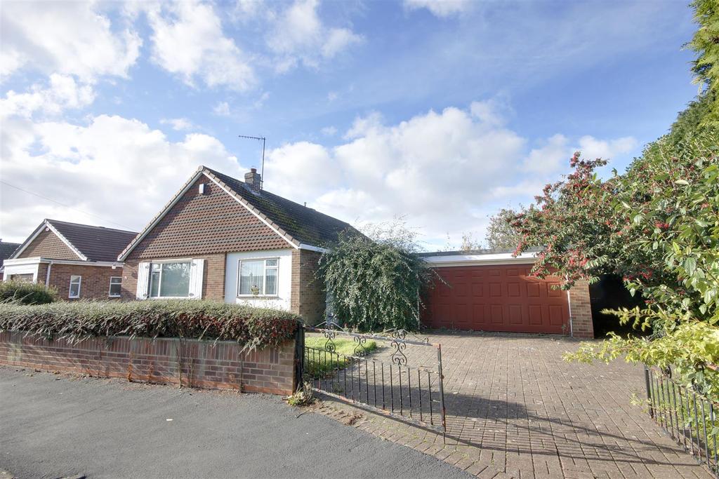 The Parkway, Willerby 3 bed detached bungalow £325,000