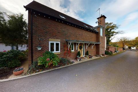 16 The Cedars, Sunderland, SR2 7TW