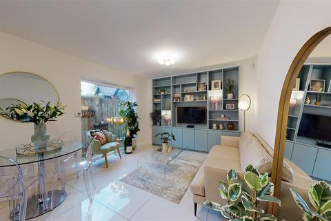 16 The Cedars, Sunderland, SR2 7TW