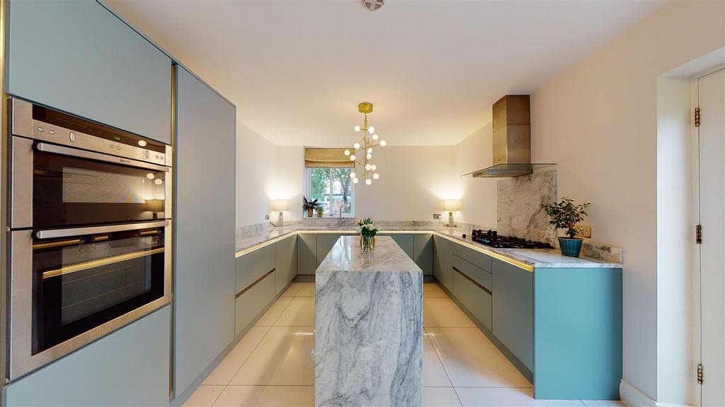 Kitchen/Family Room