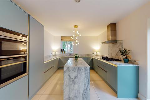16 The Cedars, Sunderland, SR2 7TW