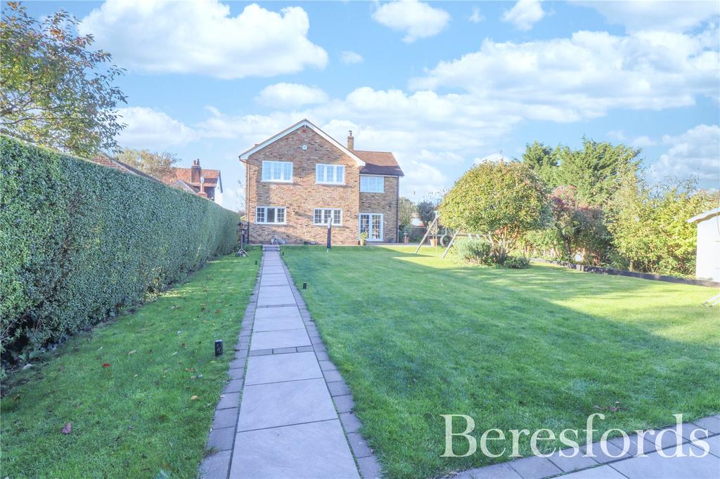 Nine Ashes Road, Nine Ashes, CM4 4 bed detached house - £940,000