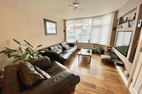 13 Elgin Avenue, Harrow, HA3 8QW