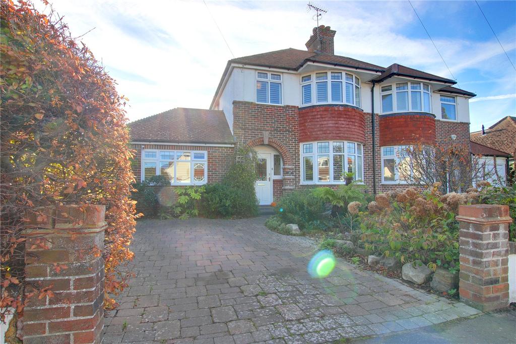 Brook Barn Way, GoringbySea, Worthing, West Sussex, BN12 4 bed semi