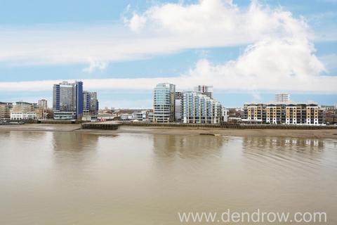 3 bedroom flat for sale, Ferrymans Quay, London, SW6