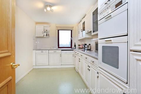 3 bedroom flat for sale, Ferrymans Quay, London, SW6