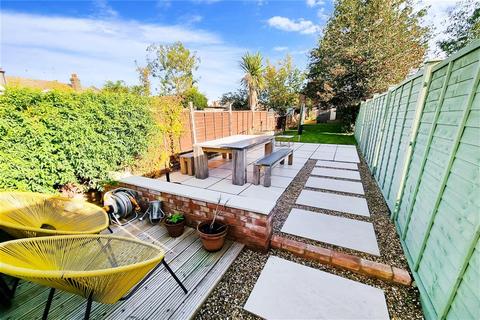 3 Francis Road, Wallington, SM6 9AS