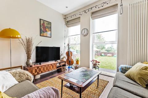 Flat 2, 22 Cator Road, London, SE26 5DS