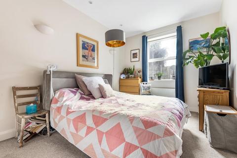 Flat 2, 22 Cator Road, London, SE26 5DS