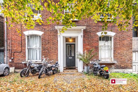undefined, Navarino Road, London Fields park, London, Dalston, Hackney, E8