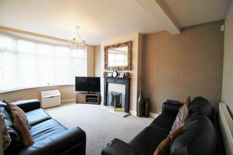 4 bedroom detached house to rent, Ewe Lamb Lane, Nottingham NG9