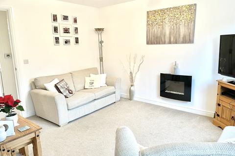 57 Dandelion Close, Northampton, NN3 5FB