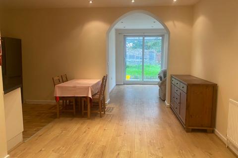 undefined, Lodge Avenue,  Dagenham, RM9