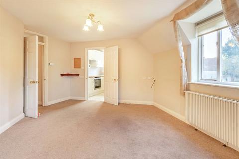 2 bedroom apartment for sale - Derwent House, Riverside Maltings, Oundle, Northamptonshire, PE8