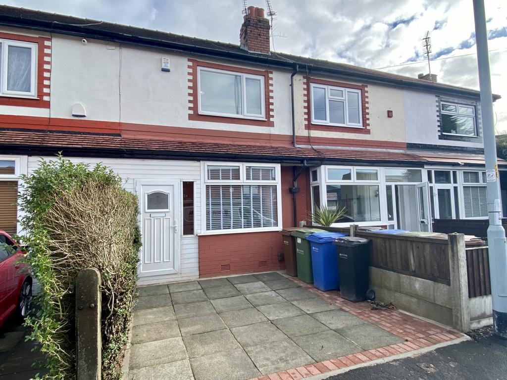 Greg Street, South Reddish... 2 bed terraced house £800 pcm (£185 pw)