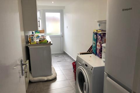 House share to rent, Brunswick Avenue, New Southgate