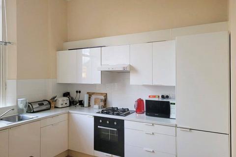 1 bedroom in a house share to rent, Royal Herbert Pavilions, Gilbert Close, SE18