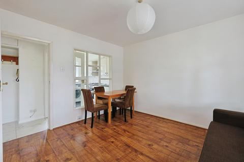 1 bedroom apartment to rent, Hartington Road, London, W4