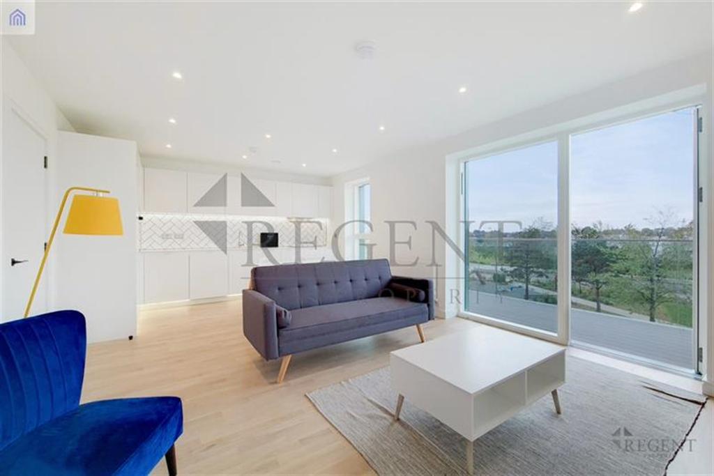 Watson House, Greenleaf Walk, UB1 2 bed apartment £1,525 pcm (£352 pw)