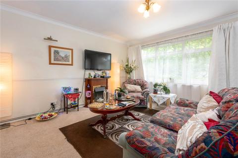 2 bedroom apartment to rent - Heath Road, Weybridge, KT13