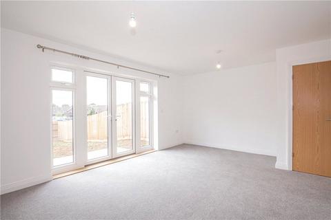 3 bedroom semi-detached house to rent, Rye Crescent, Curbridge, Witney, OX29