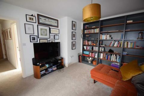 2 bedroom apartment to rent, Couching Street, Oxon