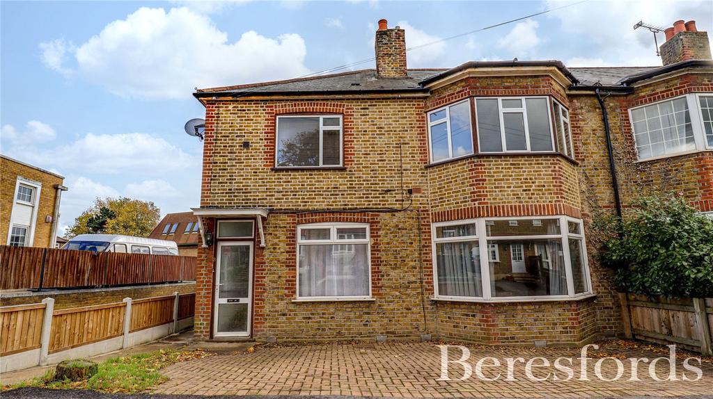 Kings Chase, Brentwood, CM14 2 bed for sale £350,000