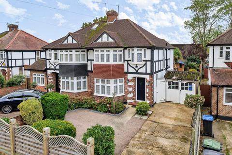 34 Tudor Drive, Kingston Upon Thames, KT2 5PZ