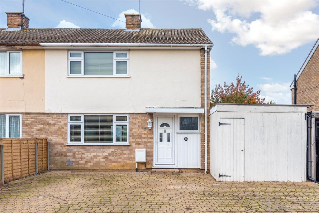 Elm Grove, Woburn Sands, Milton Keynes, Buckinghamshire, MK17 2 bed