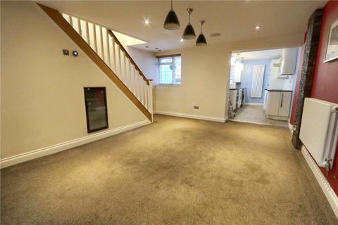 2 bedroom end of terrace house to rent, High Street, Norton