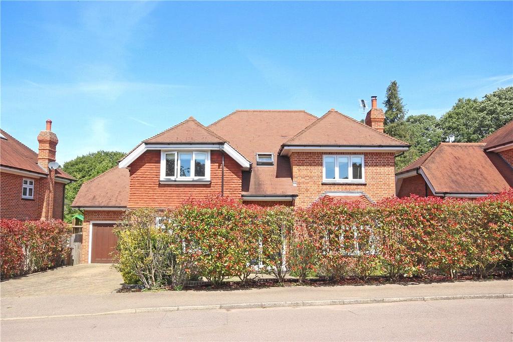Meadway, Harpenden, Hertfordshire 6 bed detached house £1,800,000