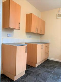 2 bedroom terraced house to rent, Gordon Street, Hull HU3