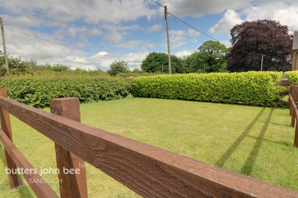 Congleton Road, Sandbach 3 bed barn conversion for sale £400,000