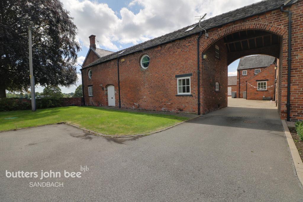 Congleton Road, Sandbach 3 bed barn conversion for sale £375,000