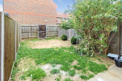 7 Aldenham Close, Bedford, MK41 0SQ