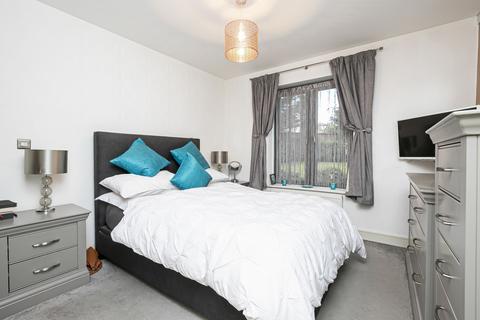 3 bedroom apartment for sale, Buckhurst Way, Buckhurst Hill, IG9