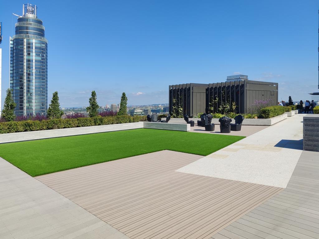 Resident&#39;s Roof Garden