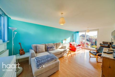 9 Deben Close, Witham, CM8 1LF