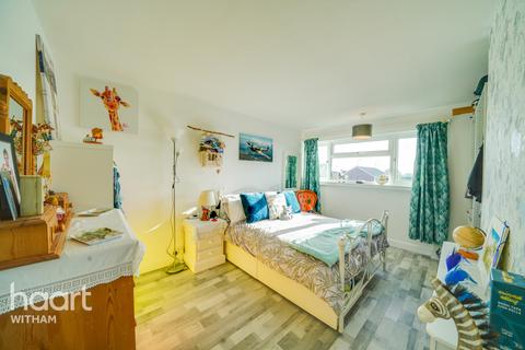 9 Deben Close, Witham, CM8 1LF