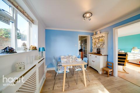 9 Deben Close, Witham, CM8 1LF