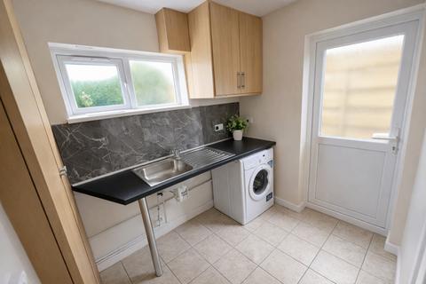 6 bedroom semi-detached house to rent, Dynham Place, Headington, Oxford, Oxfordshire, OX3