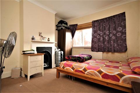 4 Cranmer Road, Croydon, CR0 1SR