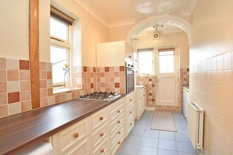 10 Beech Road, Harrogate, HG2 8EA