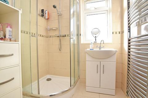 10 Beech Road, Harrogate, HG2 8EA