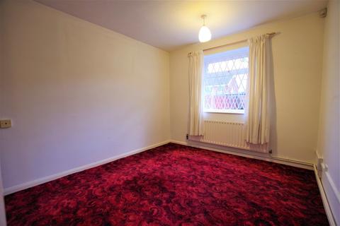 43 Hallam Road, Uttoxeter, ST14 7NH