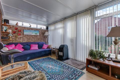 17 Ansley Close, Matchborough, Redditch, B98 0AX