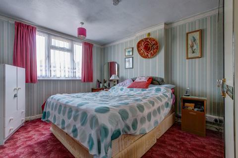 17 Ansley Close, Matchborough, Redditch, B98 0AX