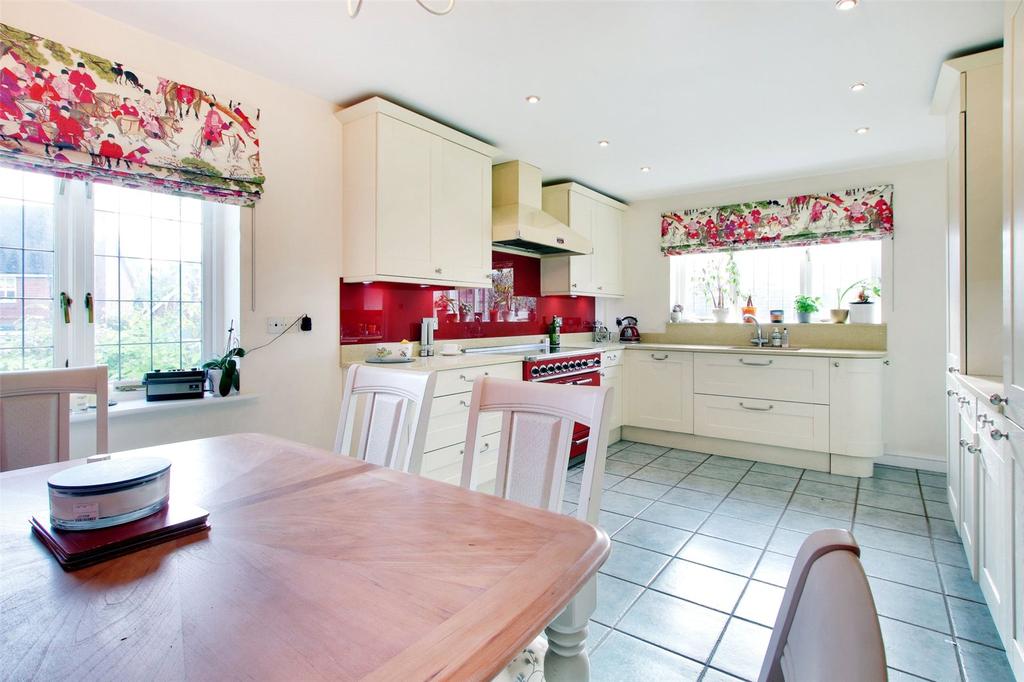 Kitchen/Breakfast Rm
